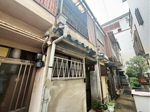 ☆ Recommended as renovation material ☆ Conveniently located near supermarkets and convenience stores.