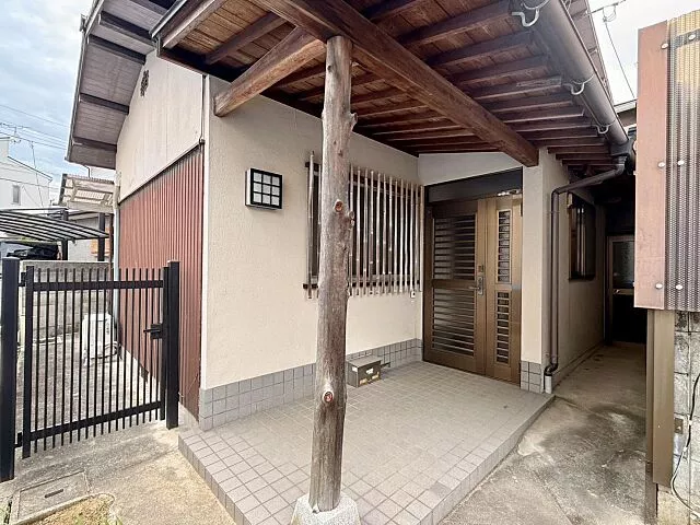 Used single-family home JR Yosan Line Marugame Station 32 minutes on foot
