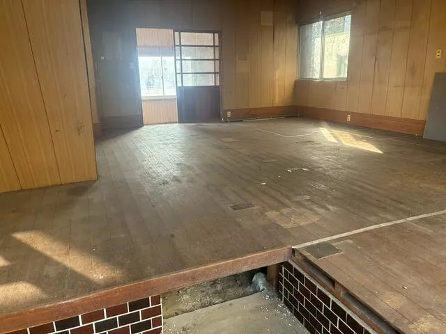 Shimokamo 1-chome, Sumoto-shi, Sumoto 2F 3K

2,750,000 yen