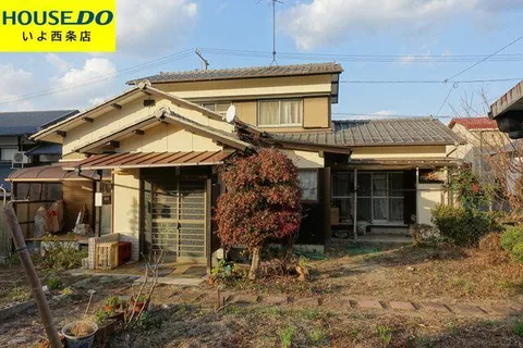 Saijo-city Saiizumi Otsu (Ishizuchi station) 2F 6DK

5,000,000 yen