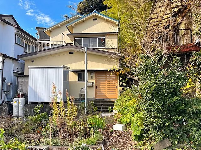 Used single-family home in Ito City, Kawana - Portside House