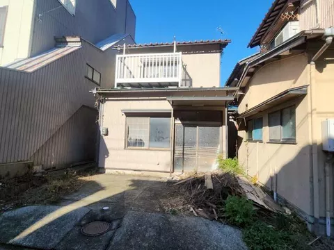 Fukui City, Monzen-cho (Hanado Station) 2-story building 3DK