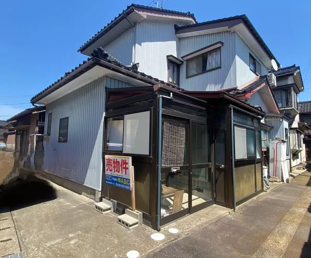 Imizu City, Kitano (Echikyu-Daimon Station) 2-story building 6DK