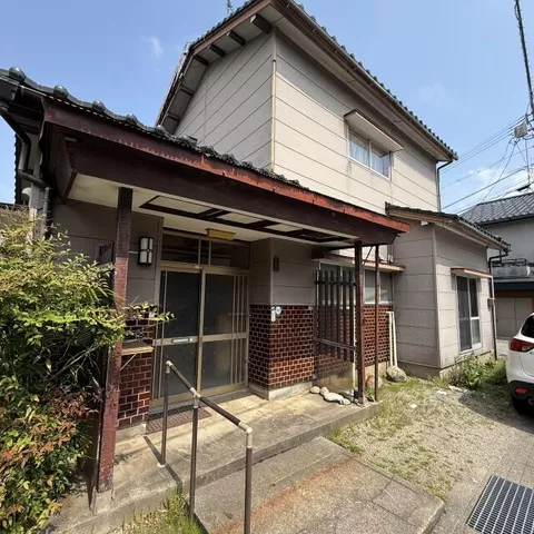 Oyabe City, Nishinakano (Ishido Station) 2-story 5DK