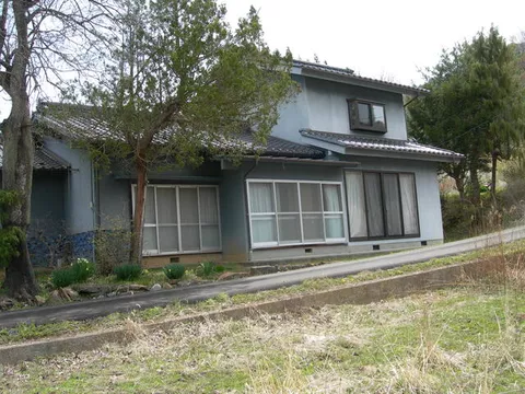 Chikuhoku Village, Higashichikuma District, Ranbashi (Saijo Station) 2-story building 5DK