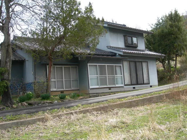 Chikuhoku Village, Higashichikuma District, Ranbashi (Saijo Station) 2-story building 5DK