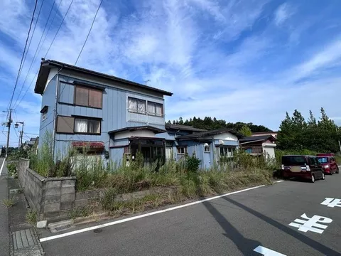 [8 minutes on foot to Teradomari Station] A property that makes train travel easy♪ You can live in a nature-rich environment