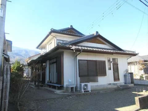8 minutes on foot to Ochiai Elementary School・Includes farmland!