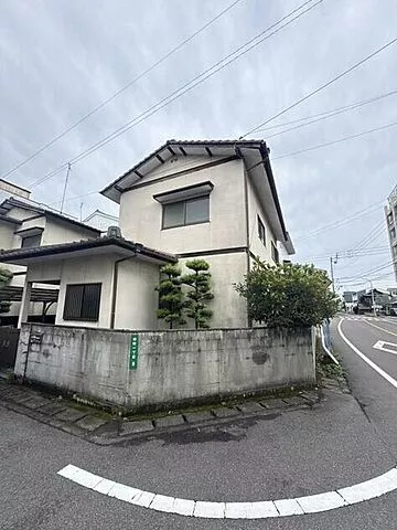 Used single-family home in Marugame City, Saiwaicho