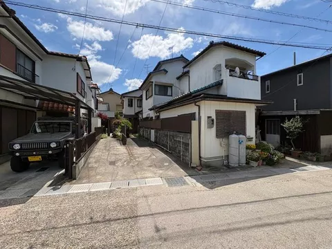 3 minutes on foot from Yamaguchi Station! Popular 4LDK with 2 storage rooms!