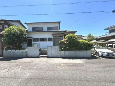 Tsu City, Misato-cho, Iekodokoro (Tsu-Shinmachi Station) 2-story building 5LDK