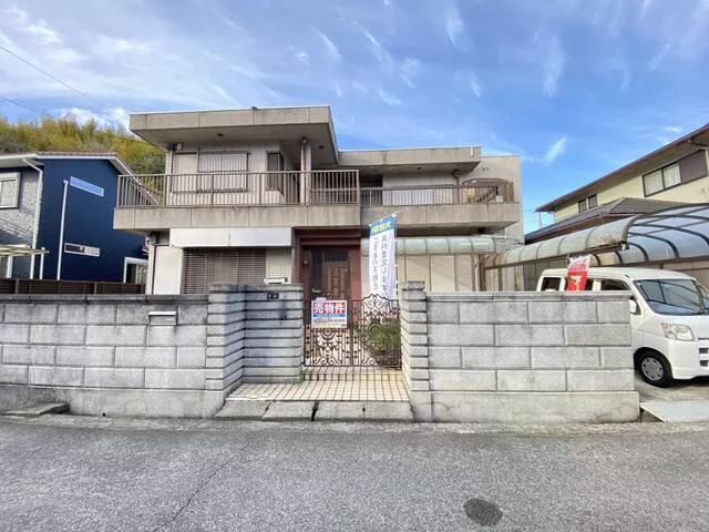 Kuroe, Kainan City (Kuroe Station) 2-story 5SDK