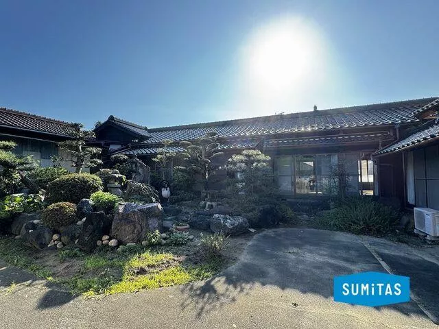Chita County, Minami Chita Town, Oaza Toyoka, Aza Shin'yashiki (Kawa Station) Single-story building 12DK