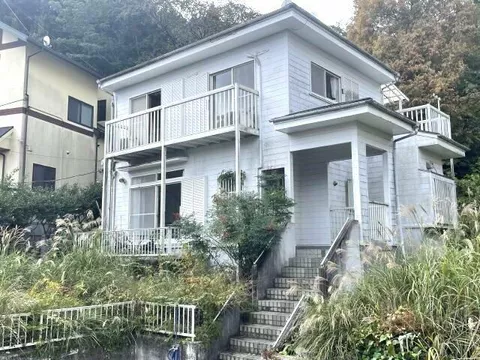 Atami City, Izumi (Yugawara Station) 2-story building 3LDK