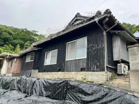 Mitoyo City, Takuma Town, Hako (Takuma Station) Single-story building 7DK