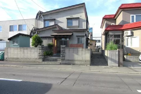Aomori-shi, Aomori-shi Hanazono 1-chome, 2F 5DK

5.5 million yen