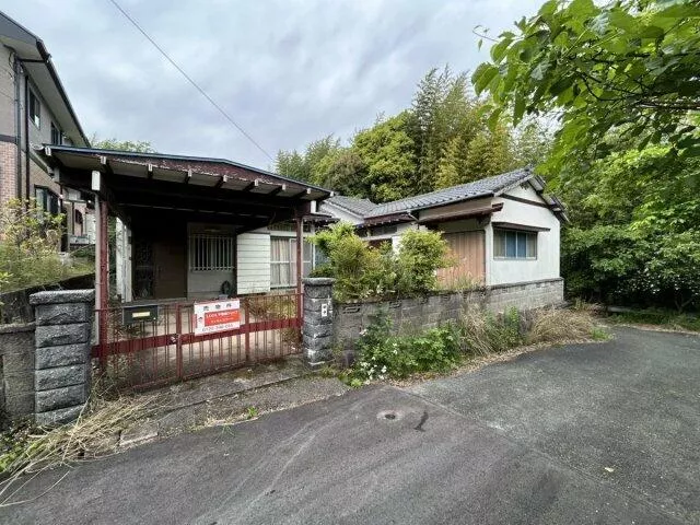 Omuta City, Oaza Rekiki (Nishitetsu Ginsui Station), single-story building, 7DK
