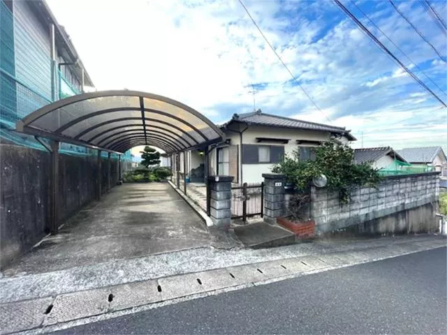 Nakama City Nanae Town (Chikuhou Kazuki Station) Single-story building 5DK