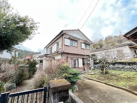 Used single-family home in Numata, Minamiashigara City