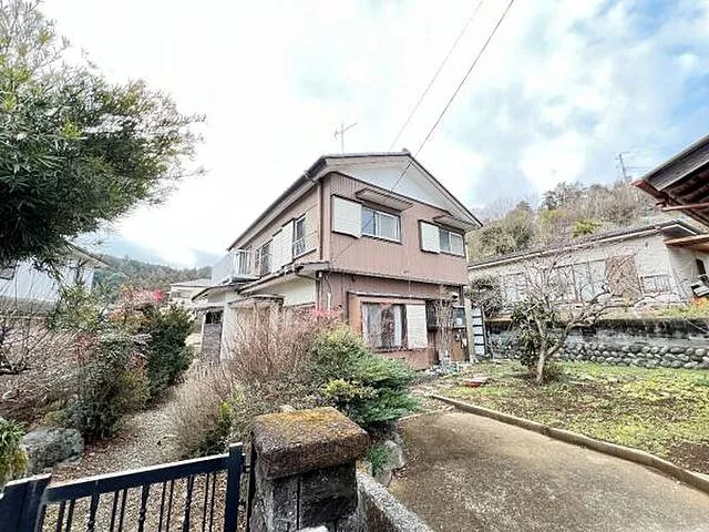 Used single-family home in Numata, Minamiashigara City