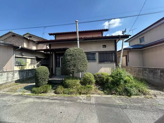 Shibukawa City, Kanai (Kanashima Station) 2-story building 5K