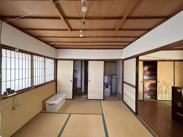 Minami Shimabara City, Kazusa Town Otsu (Shimabara Port Station), two-story building, 6LDK