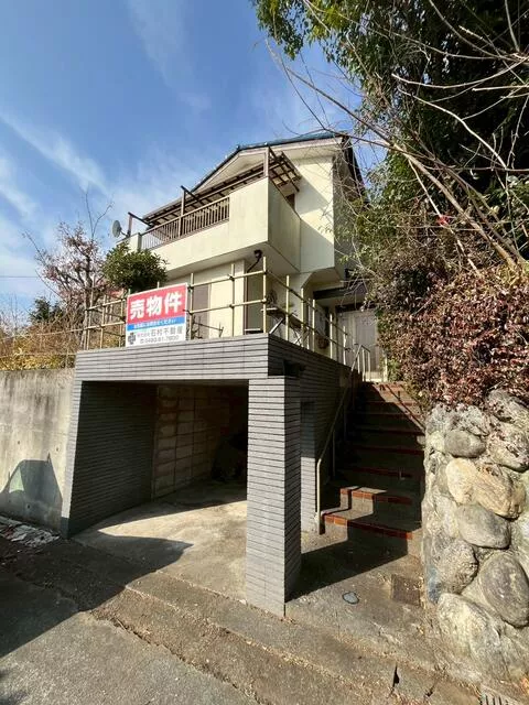 2F 5DK in Ranzan-machi, Hiki-gun, Tokyo

3,480,000 yen