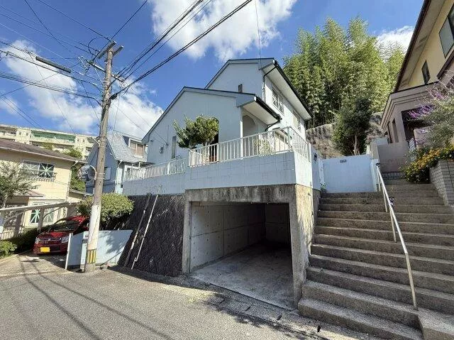 Kitakyushu City, Yahatanishi Ward, Norimatsu Higashi 1-chome (Oriyo Station), 2-story building, 3LDK
