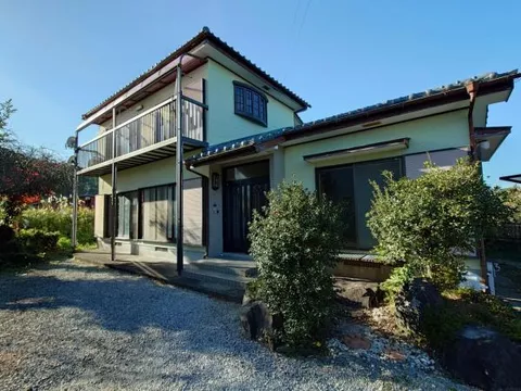 Nichinan City, Nakahirano 2-chome (Aburatsu Station) 2-story building 6DK