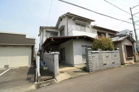 Takamatsu City, Matsushima-cho 3-chome (Matsushima 2-chome Station) 2-story building 5DK