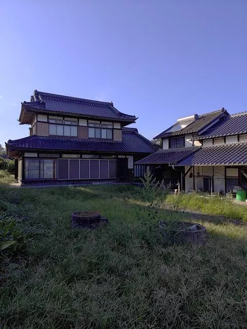 Kasumigaura City Shimokarube (Kandachi Station) Two-story building 6K