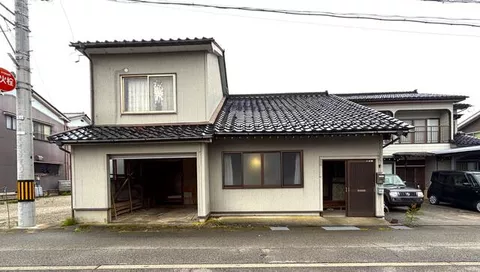 Nakaniikawa District, Kamiichi Town, Kitajima (Kamiichi Station) 2-story building 5LDK