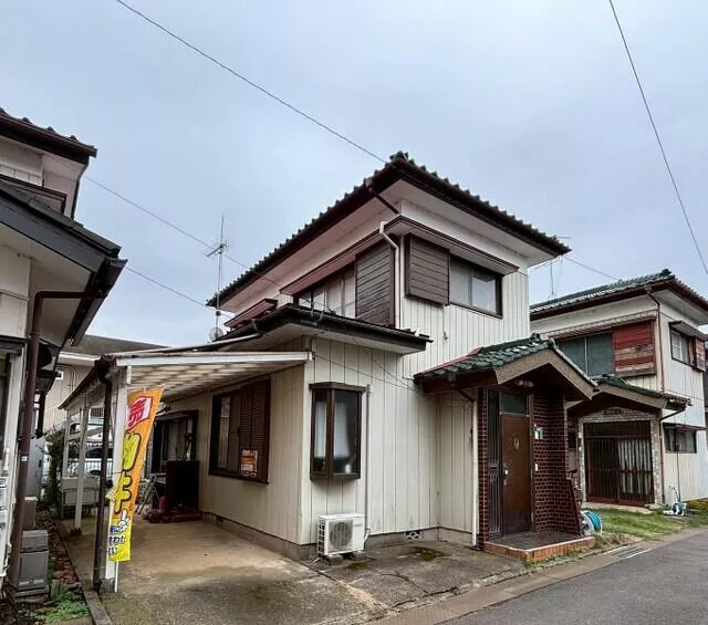 Sarushima District, Sakai Town, Matsuoka Town 2-story building 4DK