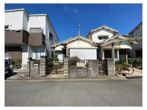 Kinomoto (Yahatanmae Station) 1.5 million yen