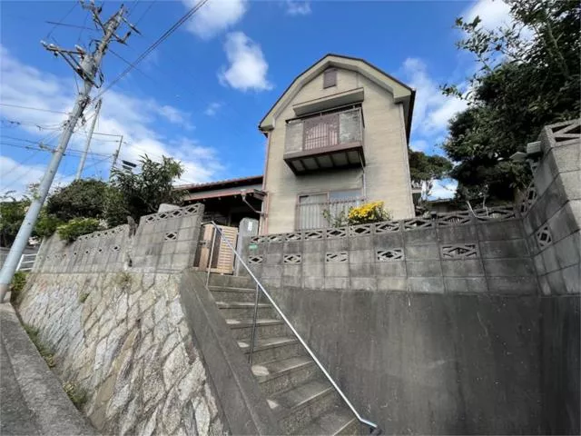Shimonoseki City, Koda-cho 4-chome (Habu Station) 2-story building 5K
