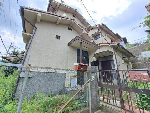 1 minute walk from Nose Electric Railway "Uguisu no Mori" Station! 5,980,000 yen for a 3DK used house.