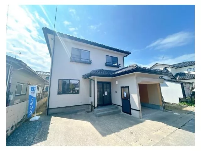 [Open House Held] Interior and exterior renovation planned / Move-in available within the year / New seismic standards compliant / Water facilities replaced /