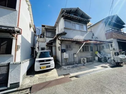 ◆ About 5 minutes on foot to Nankai Takashihama Line "Takashihama Station"! ◆ Parking available for 2 cars! (Depending on vehicle type)