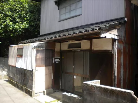 Kanazawa-shi, Kanazawa Kikugawa 2-chome, 2F 5K

1,500,000 yen