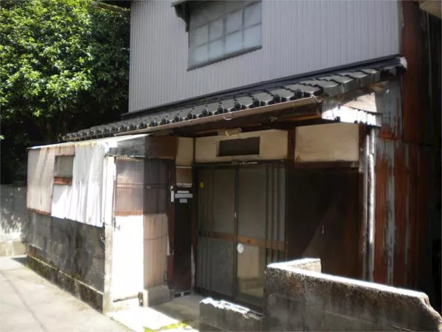 Kanazawa-shi, Kanazawa Kikugawa 2-chome, 2F 5K

1,500,000 yen