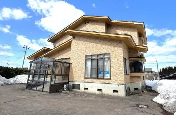 Kitaakita City, Yonezawasawa, Nakadōtai (Yonezawasawa Station) 2-story building 7LDK