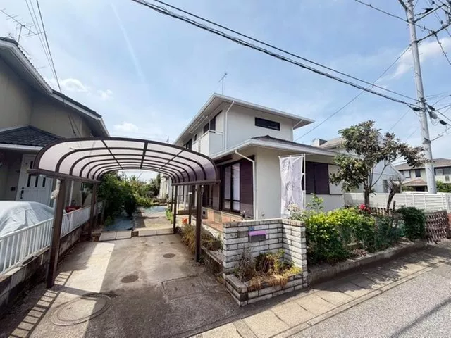 / Viewing available today / Renovated property! Built by a house manufacturer!
