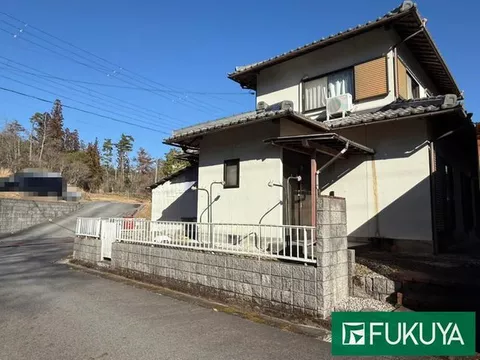 Maki, Shigaraki Town (Shigaraki Kōgen Railway "Shigaraki Kōgū") 9.8 million yen