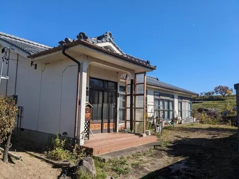 Price reduced! Popular single-story house♪ Spacious land of about 136 tsubo! A home garden is also possible♪