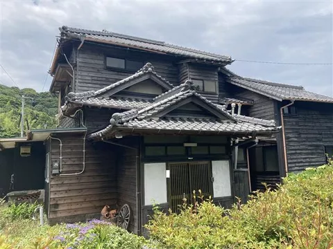 Oita City, Oaza Shibuki (Kozaki Station), 2-story, 8DK