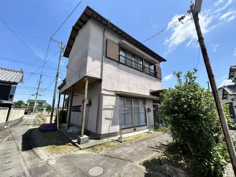 Niihama City, Kotobuki-cho (Niihama Station) 2-story 5DK