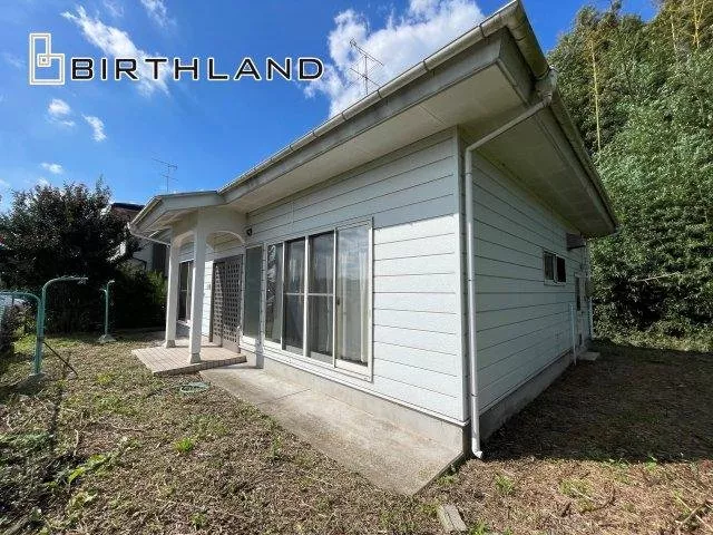 A single-story house where you can continue to live without changing your living flow as you age! Good sunlight◎