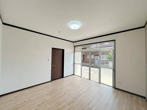 Used single-family home in Nakagifu City - Image 11