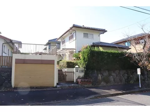 Sakura-ga-oka 5 8.8 million yen