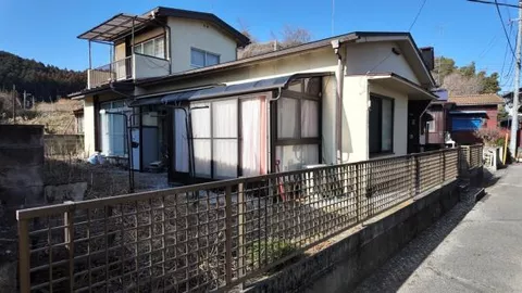 Sanko-cho, Kanuma-shi (Shin-Kanuma Sta.) 2F 4K

2,580,000 yen